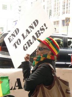 Medium_ethiopian-woman-protesting