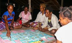 Medium_papuan_women