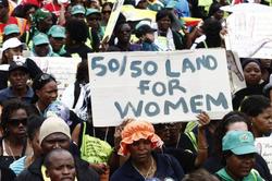 Medium_cop17_womenslandrights_103752scr