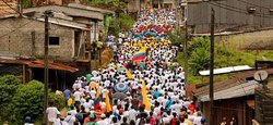 Medium_colombias-general-strike1-aug2013-493