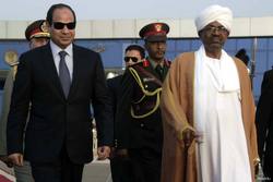 Medium_president-sisi-with-omar-al-bashir-2