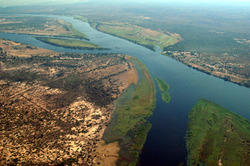 Medium_zambezi_river_at_junction_of_namibia,_zambia,_zimbabwe_&_botswana